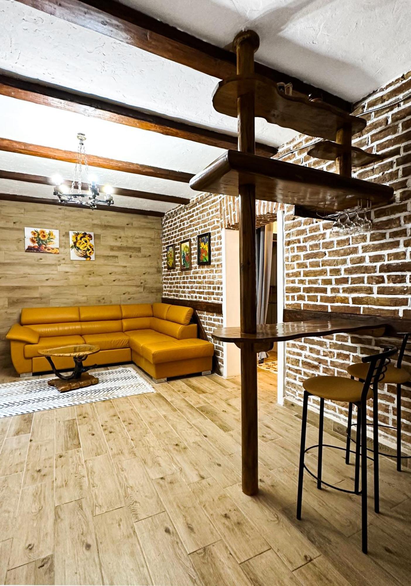 Cozy Apartments In The City Centre Львов Экстерьер фото