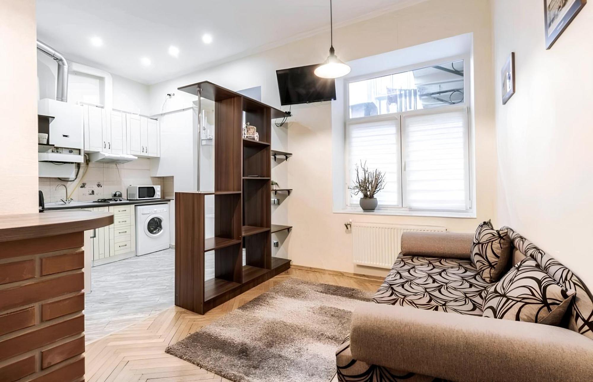 Cozy Apartments In The City Centre Львов Экстерьер фото